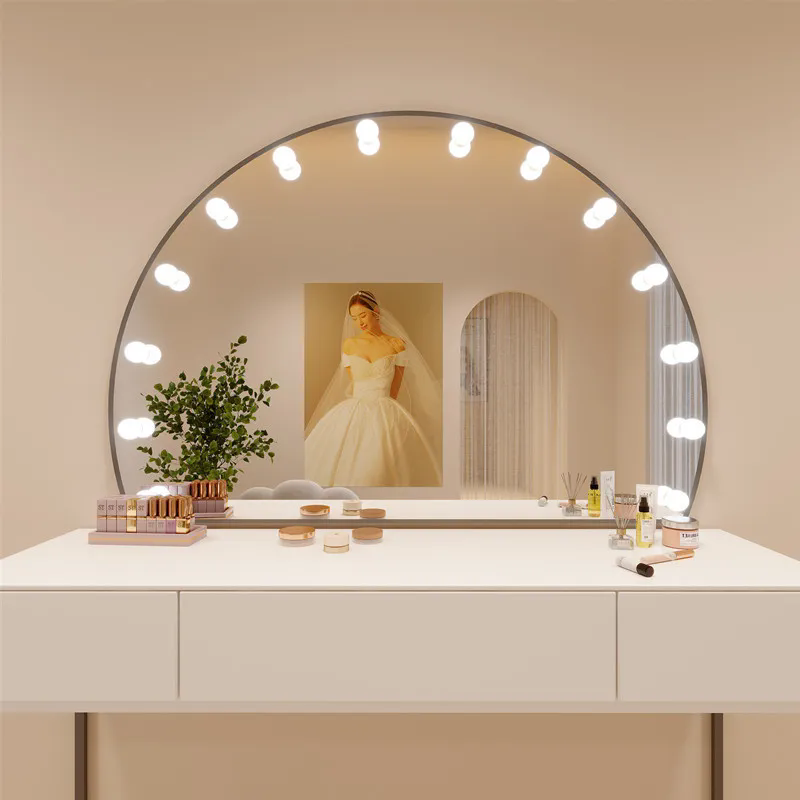 Wedding Dress - r5.13 Specchio per Trucco da Studio
