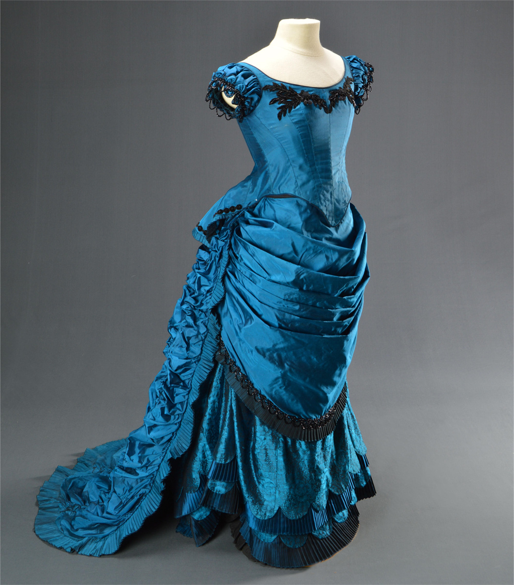 Intervista cinematografico con - Evening Gown recensione e prezzo
