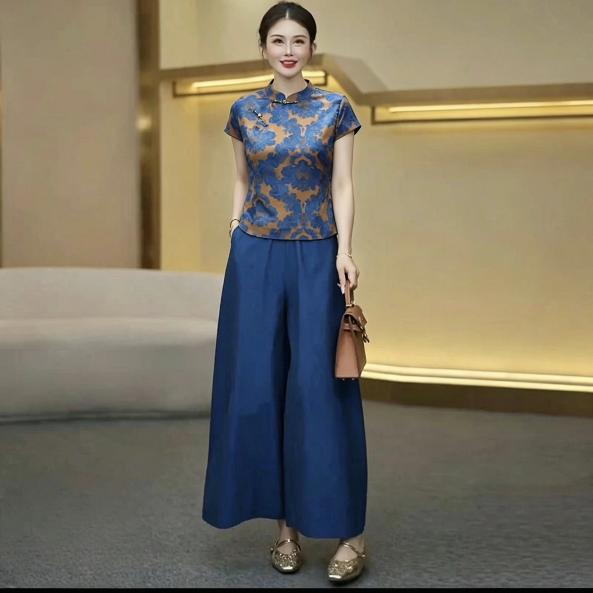 Completo estivo in seta, nuovo - Silk Blouse recensione e prezzo