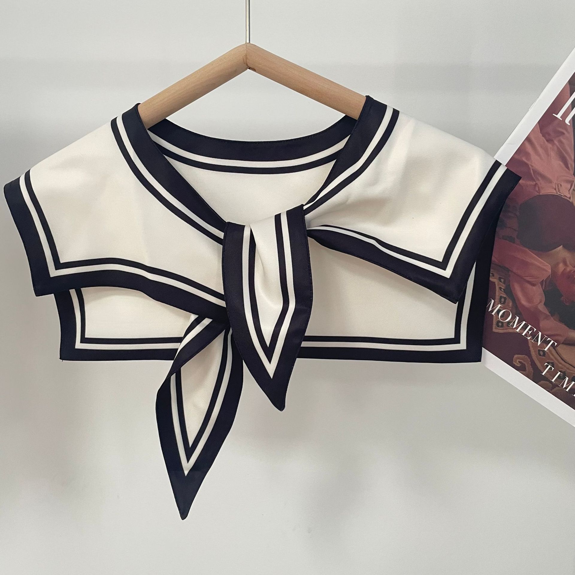 Sciarpa Versatile in Seta da D - Silk Blouse recensione e prezzo