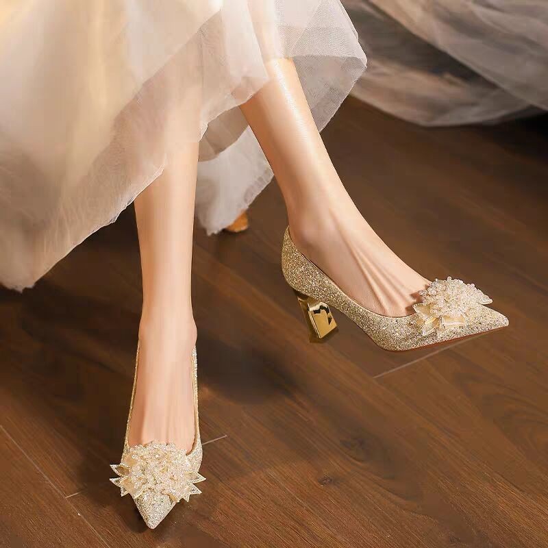 Scarpe singole con tacco a for - Pump Heel Block recensione e prezzo